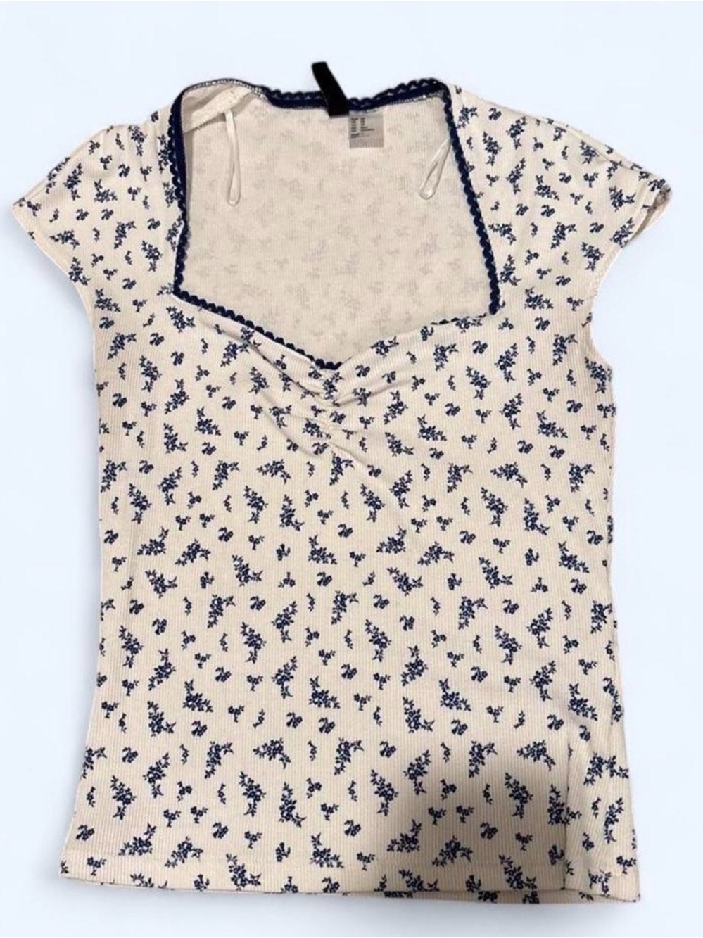H&M Cream Short-Sleeve Floral Tee with Navy Trim
